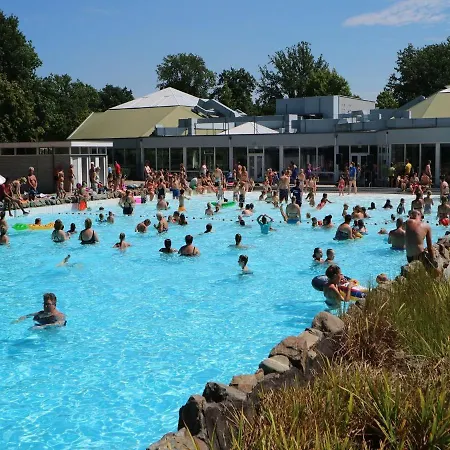 De Luxe With Sauna, Whirlpool & Steam Shower Roggel