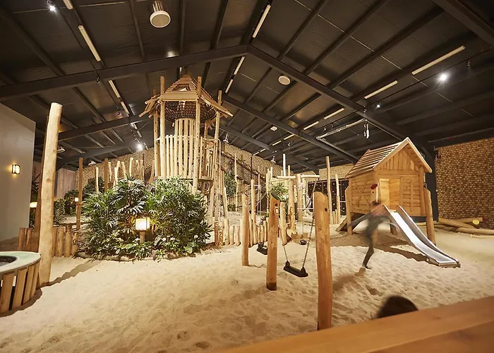 In Limburg Near Maasplassen Villa Roggel